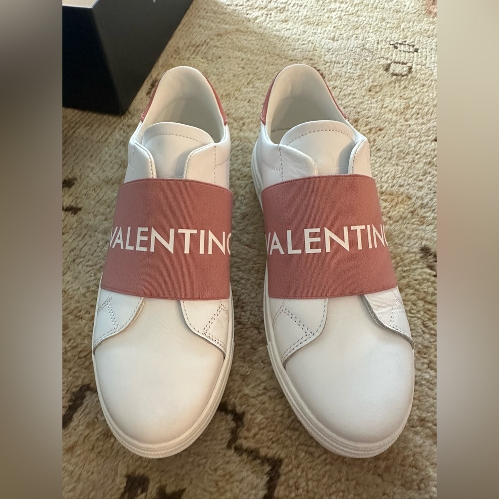 Valentino Sneakers Size 8 - Picture 4 of 5